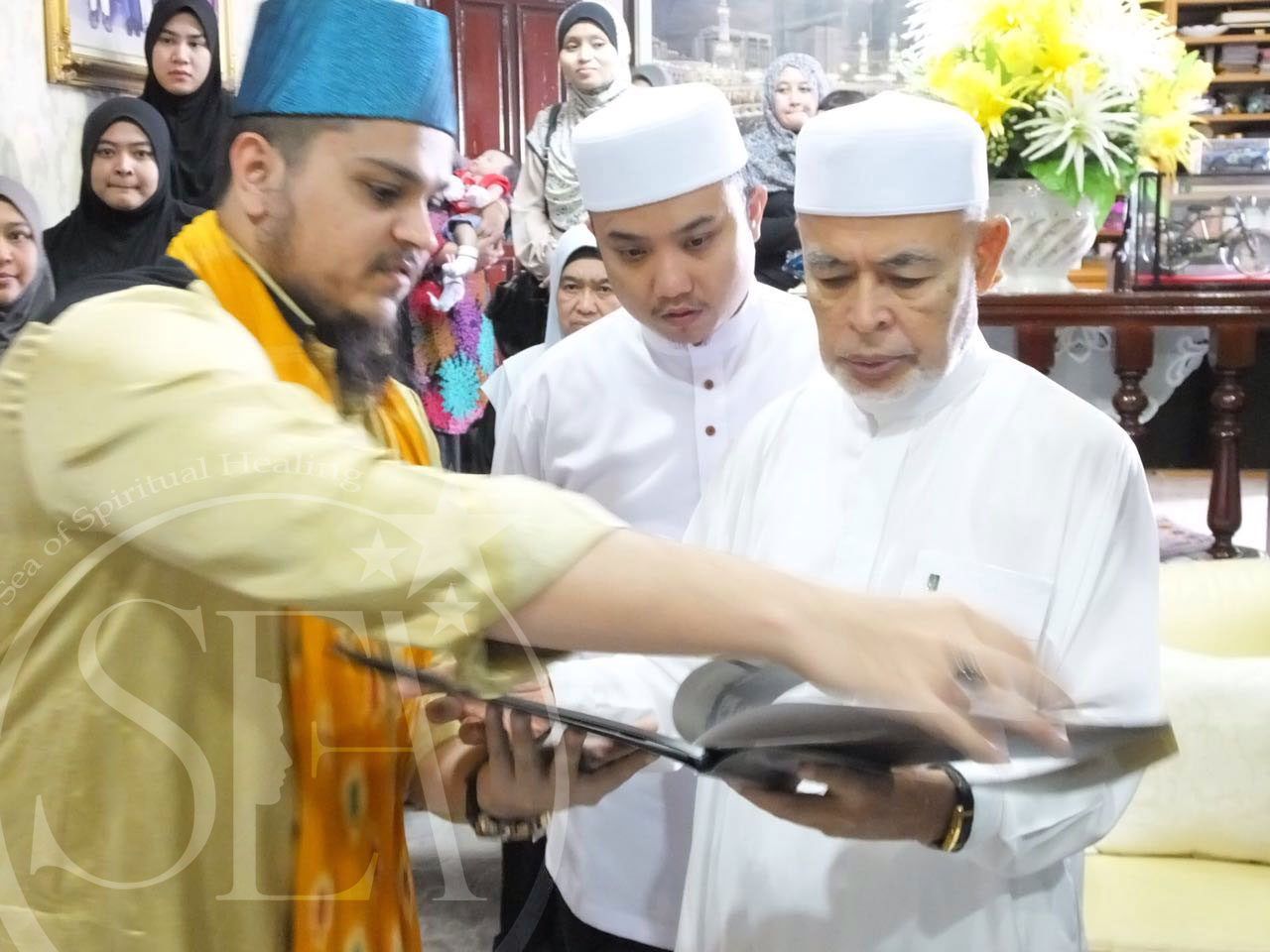 Late Ustad Haroon Deen meets Syed Ehraz Ahmed