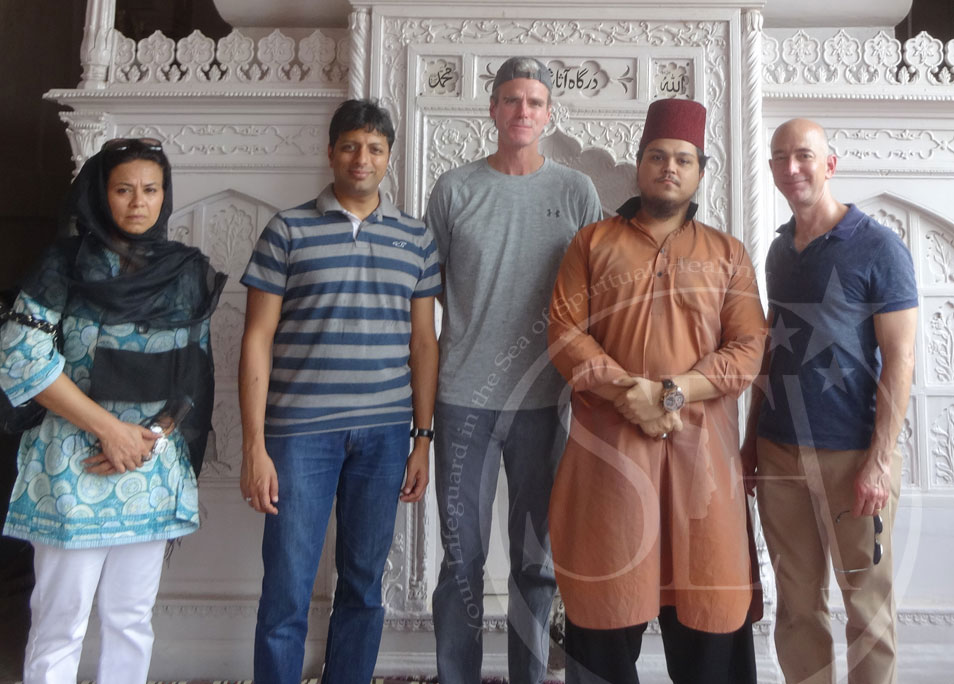 Jeff Bezos with Syed Ehraz Ahmed in Delhi, India